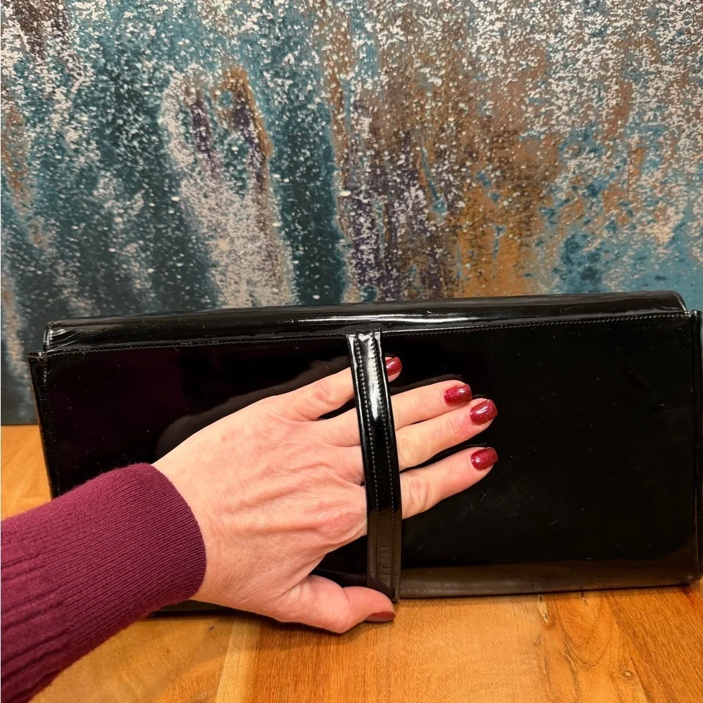 Charles Jourdan Paris Vintage 80’s Black Leather Clutch Classic Minimalist (EUC)